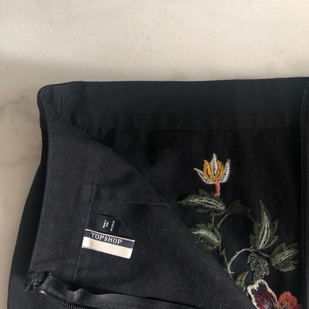 TOPSHOP || embroidered floral canvas skirt - Picture 5 of 7